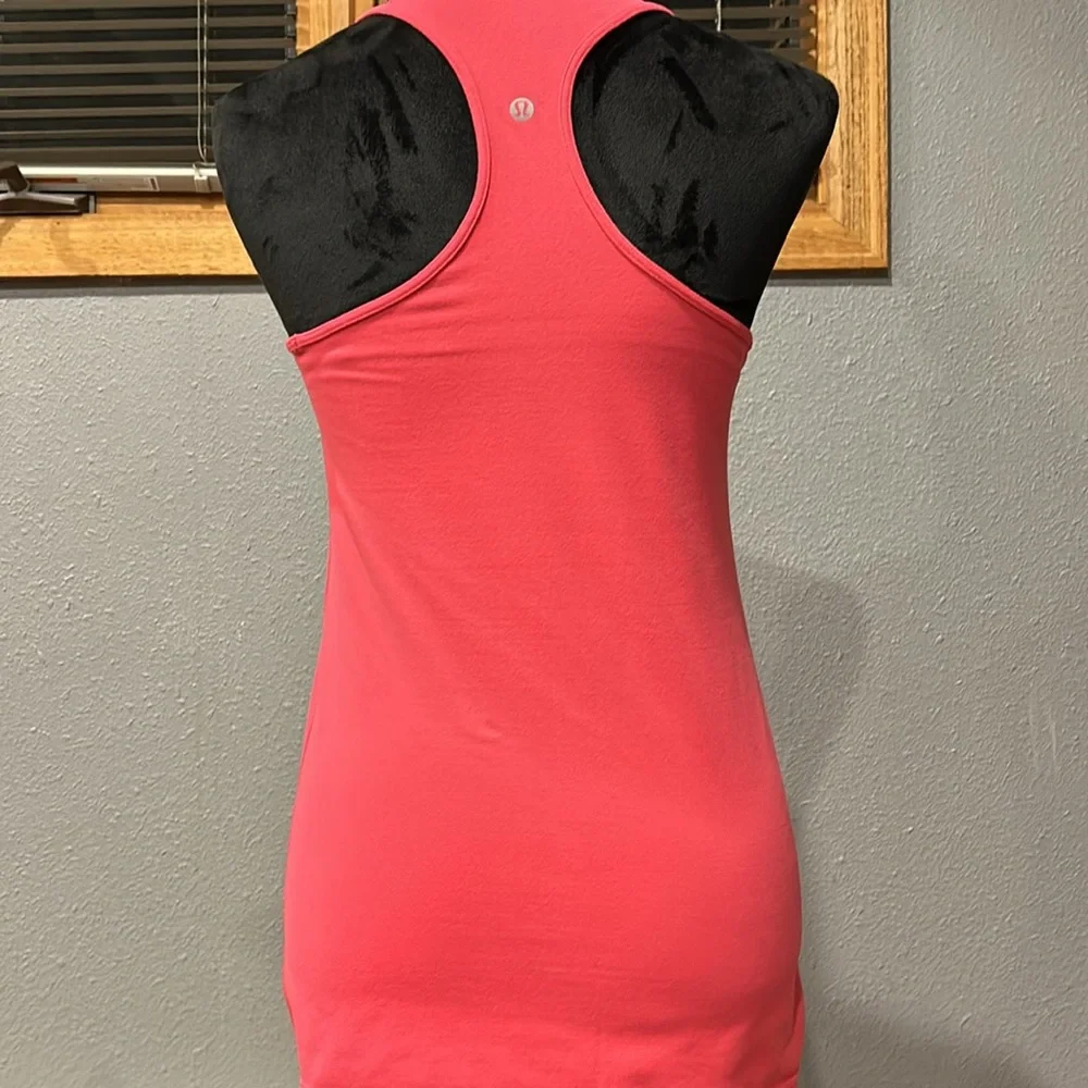 Lululemon Razorback Tank Top Size 8 - Picture 5 of 5